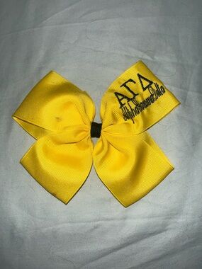 Alpha Gamma Delta (AGD) Yellow Clip-in Hair Bow
